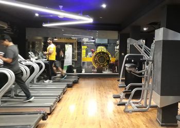 Golds-gym-Gym-Canada-corner-nashik-Maharashtra-2