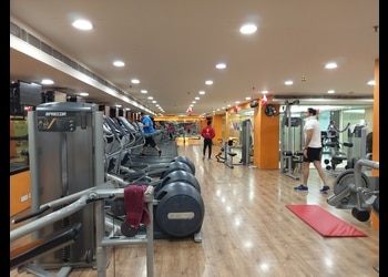 Golds-gym-Gym-Saltlake-bidhannagar-kolkata-West-bengal-3