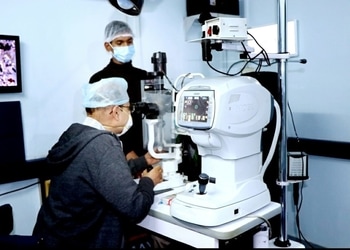 Gulati-eye-hospital-Eye-hospitals-Civil-lines-jhansi-Uttar-pradesh-2