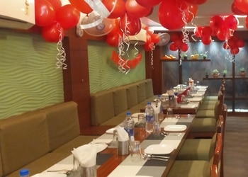 Gyanis-restaurant-Family-restaurants-Jamshedpur-Jharkhand-2