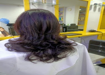 Hair-confident-family-salon-Beauty-parlour-Salugara-siliguri-West-bengal-2