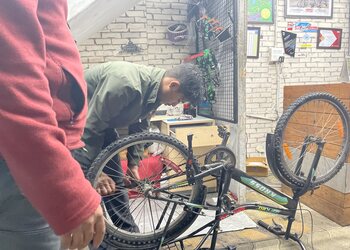 Hastpa-outdoors-Bicycle-store-Mall-road-shimla-Himachal-pradesh-3