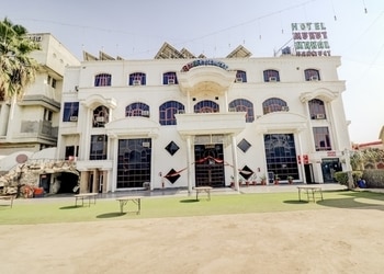 Hotel-mukut-mahal-3-star-hotels-Meerut-Uttar-pradesh-1