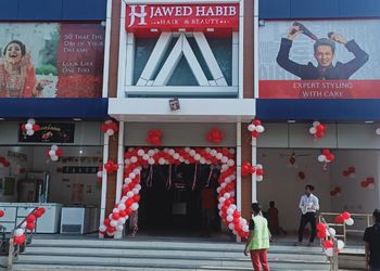 Jawed-habib-Beauty-parlour-Sambhal-Uttar-pradesh-1