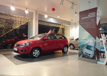 Jmk-motors-Car-dealer-Jhokan-bagh-jhansi-Uttar-pradesh-3