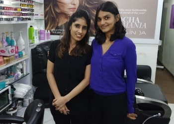 Kapils-salon-Beauty-parlour-Kandivali-mumbai-Maharashtra-3