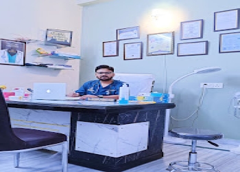 Keshderma-dermatology-clinic-Dermatologist-doctors-Allahabad-prayagraj-Uttar-pradesh-1