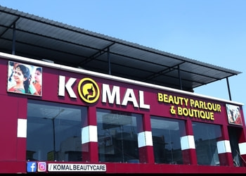 Komal-parlour-Beauty-parlour-Usmanpura-ahmedabad-Gujarat-1