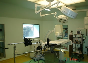 Kosmoss-bone-joint-centre-Orthopedic-surgeons-Model-gram-ludhiana-Punjab-3