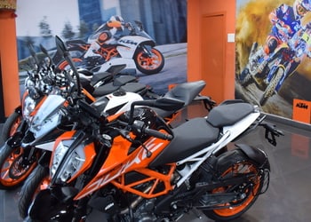 Ktm-mancheswar-Motorcycle-dealers-Nayapalli-bhubaneswar-Odisha-2