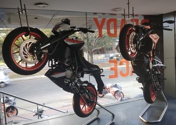 Ktm-mysore-Motorcycle-dealers-Bannimantap-mysore-Karnataka-3