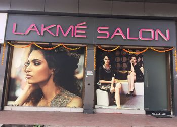 Lakm-salon-for-him-and-her-Beauty-parlour-Nagpur-Maharashtra-1