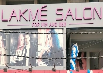 Lakme-salon-Beauty-parlour-Gaya-Bihar-1