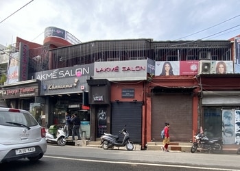 Lakme-salon-Beauty-parlour-Jammu-Jammu-and-kashmir-1