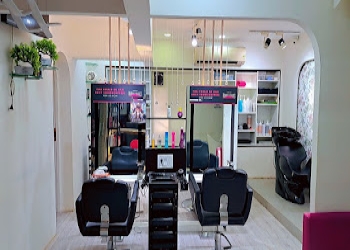 Lakme-salon-Beauty-parlour-Kandivali-mumbai-Maharashtra-2