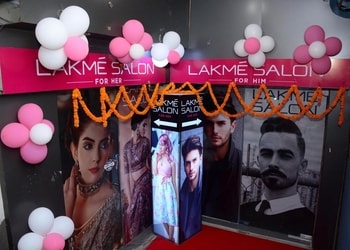 Lakme-salon-Beauty-parlour-Muzaffarpur-Bihar-1