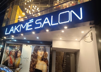 Lakme-salon-sitapur-Beauty-parlour-Sitapur-Uttar-pradesh-1