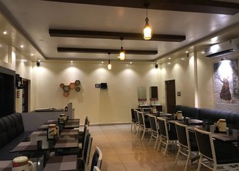 Little-spice-Family-restaurants-Guntur-Andhra-pradesh-2