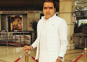 Maa-vindhyavasini-jyotish-paramarsh-Astrologers-Kirari-suleman-nagar-Delhi-3