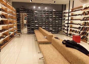 Mahajan-shooz-Shoe-store-Mohali-Punjab-3