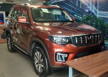 Mahindra-nanavati-Car-dealer-Naigaon-vasai-virar-Maharashtra-2