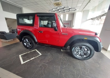 Mahindra-shivnath-automobiles-Car-dealer-Nehru-nagar-bhilai-Chhattisgarh-3