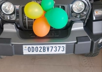 Mahindra-utkal-automobiles-Car-dealer-Cuttack-Odisha-2