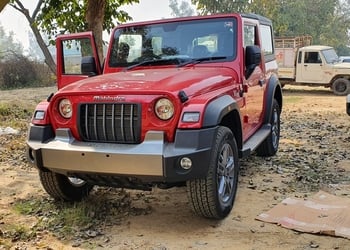 Mahindra-vineet-automobiles-Car-dealer-Civil-lines-aligarh-Uttar-pradesh-3