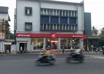 Marikar-honda-Motorcycle-dealers-Kowdiar-thiruvananthapuram-Kerala-1