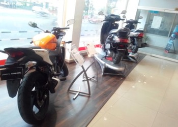 Marikar-honda-Motorcycle-dealers-Kowdiar-thiruvananthapuram-Kerala-2