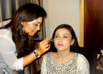 Minakshi-jaiswal-Makeup-artist-Aliganj-lucknow-Uttar-pradesh-1