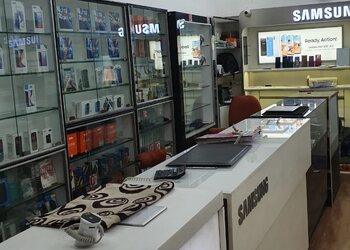 Mobile-paradise-Mobile-stores-Nagpur-Maharashtra-2