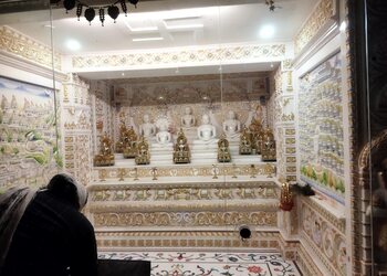 Moraji-digambar-jain-temple-Temples-Sagar-Madhya-pradesh-2