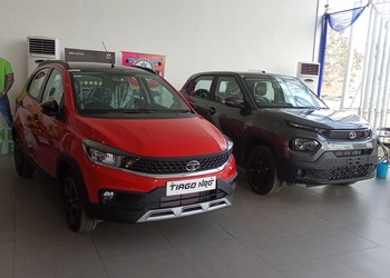 Motogen-Car-dealer-Dhanbad-Jharkhand-2