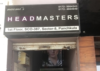 Naomis-headmasters-Beauty-parlour-Panchkula-Haryana-1