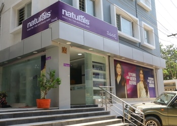 Naturals-salon-spa-Beauty-parlour-Vijayawada-Andhra-pradesh-1