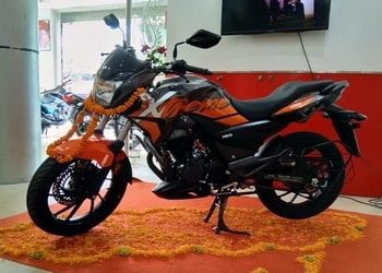 Neelam-motors-Motorcycle-dealers-Balasore-Odisha-3