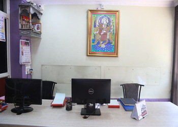 Neeta-volvo-Travel-agents-Kalyan-dombivali-Maharashtra-2