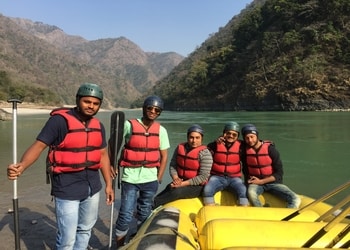 Nishnai-holidays-Travel-agents-Mumbai-Maharashtra-2