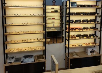 Outlook-optical-Opticals-Nashik-Maharashtra-3