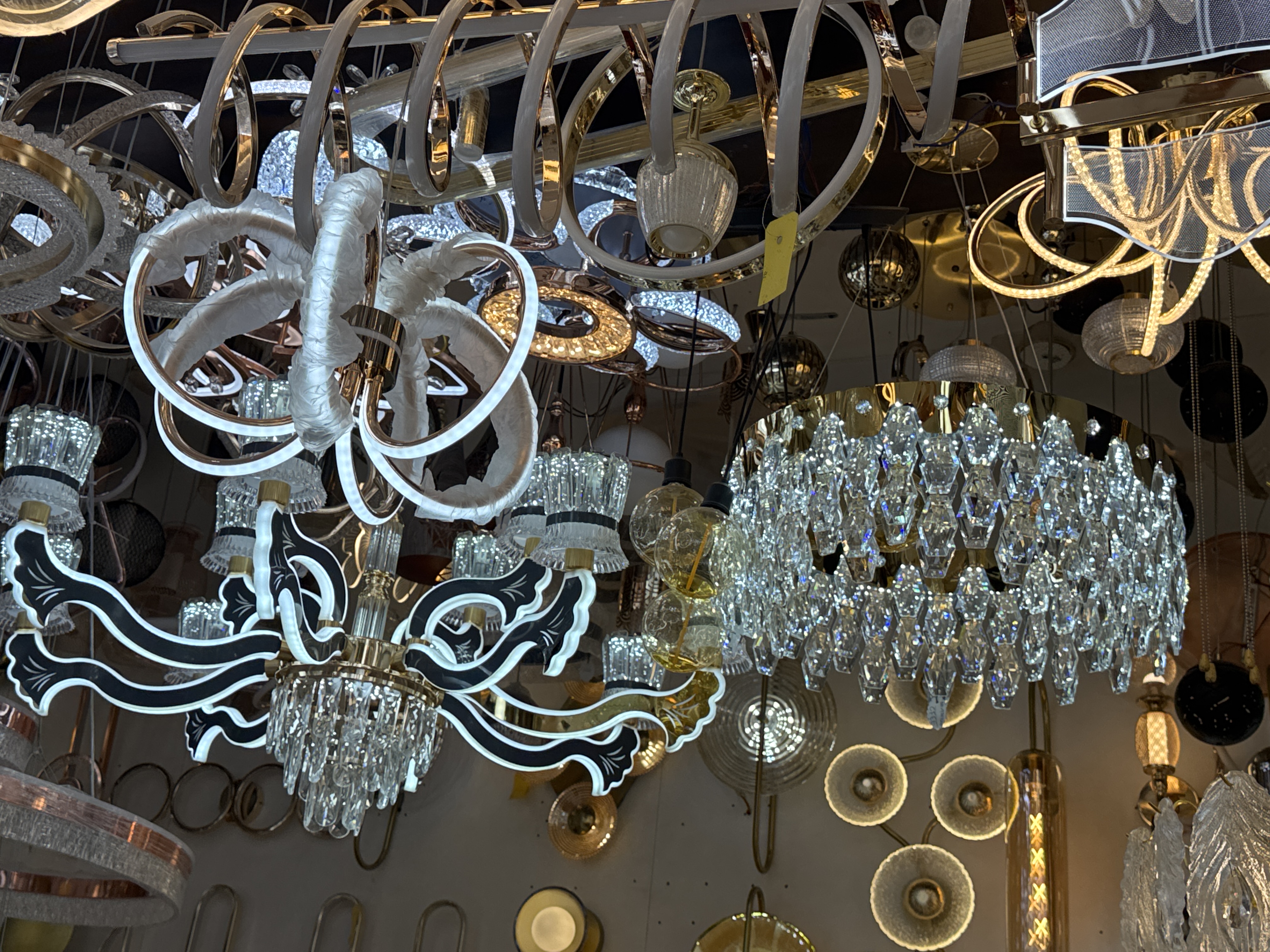 Padmavati-light-Electronics-store-Majestic-bangalore-Karnataka
