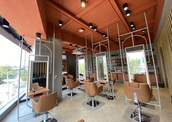 Page-3-luxury-salon-Beauty-parlour-Tirunelveli-Tamil-nadu-3
