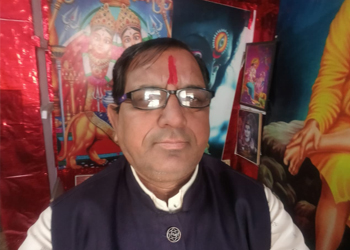 Pandit-sanjay-ji-Online-astrologer-Ahmedabad-Gujarat