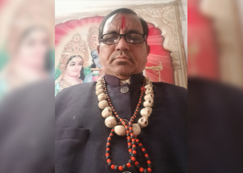 Pandit-sanjay-ji-Online-astrologer-Ahmedabad-Gujarat
