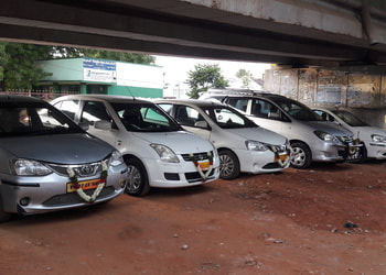 Poorinima-travels-Taxi-services-Ganapathy-coimbatore-Tamil-nadu-2