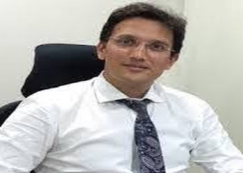 Ravi-kothari-skin-hair-laser-clinic-Dermatologist-doctors-Pune-Maharashtra-1