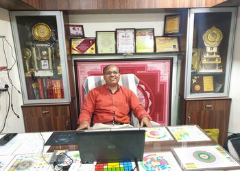 Real-vaastu-Vastu-consultant-Bhaktinagar-rajkot-Gujarat-1