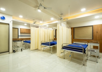 Rish-orthopaedic-hospital-Orthopedic-surgeons-Ambawadi-ahmedabad-Gujarat-3