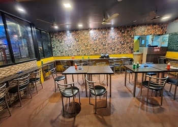 Rygbyz-cosy-kitchen-Fast-food-restaurants-Guwahati-Assam-3