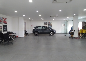 Sab-motors-Car-dealer-Ghaziabad-Uttar-pradesh-3